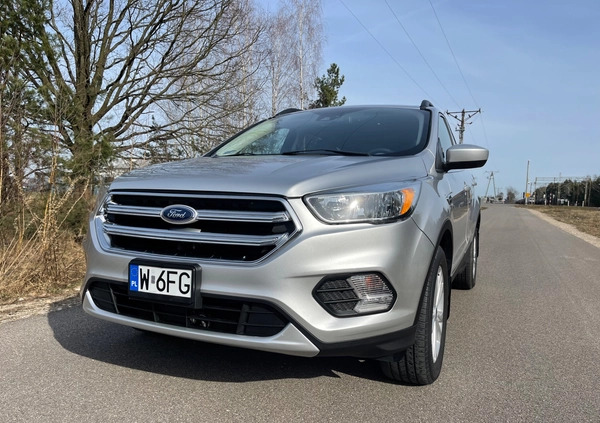 Ford Escape cena 66000 przebieg: 75500, rok produkcji 2018 z Sochaczew małe 277